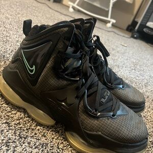 Nike Black and Gray Athletic Shoes